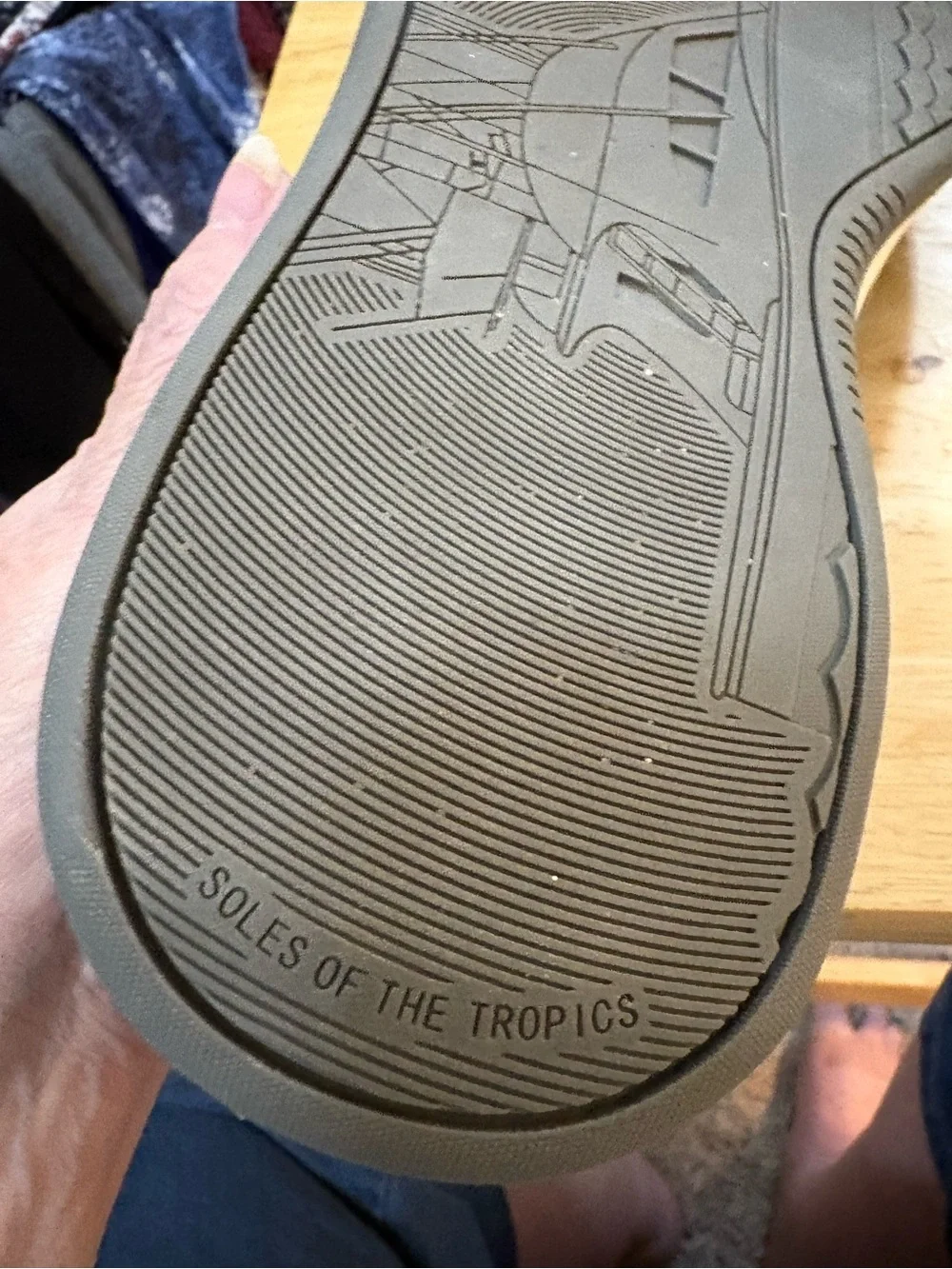 BN Men’s Margaritaville Soles of the Tropics slip on shoes size 10 gray canvas